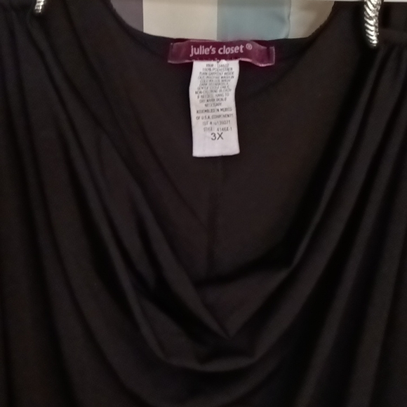 FINAL PRICE Julie's closet black polyester blouse w silver shoulder bangles 3X - Picture 3 of 3